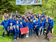 Das obligatorische Gruppenfoto aller Helfer:innen
